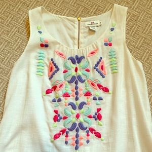 Embroidered Vineyard Vines Sleeveless Top